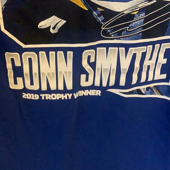 Men’s St. Louis Blues Ryan O’Reilly Conn Smythe T-Shirt - Picture 3 of 6